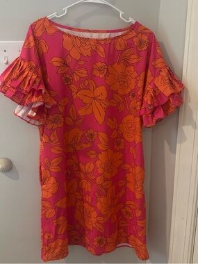 Floral Ruffle-Sleeve Shift Dress